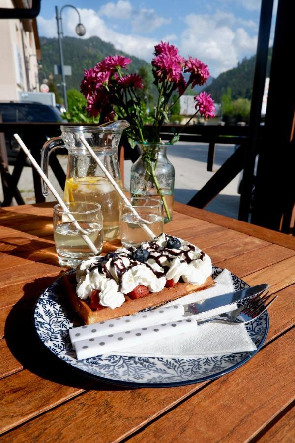Kuzelna Spajza